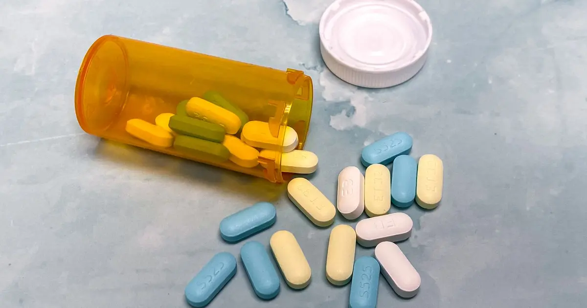 Plano de saúde deve cobrir medicamento de alto custo? Entenda quando há obrigação